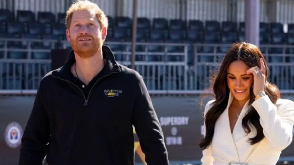 Όλα τα βλέμματα στραμμένα στην Μέγκαν Μαρκλ - Η επιστροφή της με τον Πριγκιπα Χάρι στο Παλάτι μετά από δύο χρόνια