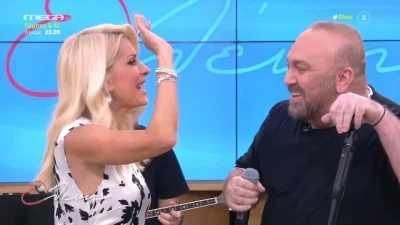 "Την έκανε" με ελαφρά πηδηματάκια ο Γιώργος Αλκαίος - Τον κυνηγούσε στον αέρα της εκπομπής η Μενεγάκη