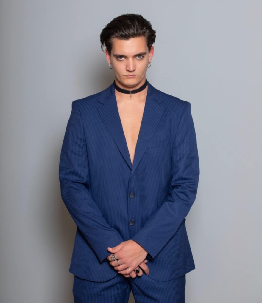 X-Factor: Διαγωνιζόμενος