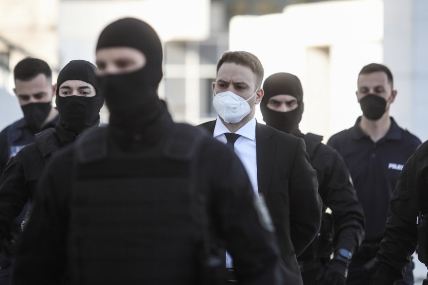 Στα δικαστήρια ο Μπάμπης Αναγνωστόπουλος