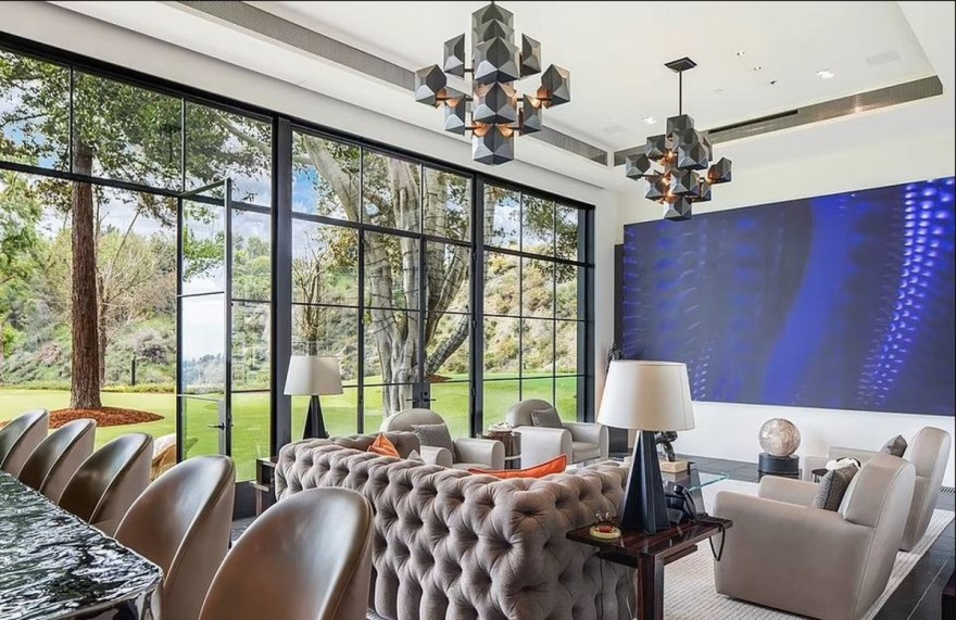 αντελ νεο σπιτι