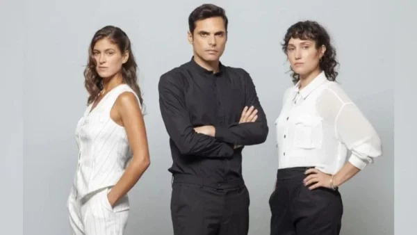 Σκοτεινή θάλασσα: Καθηλώνουν τα τελευταία επεισόδια - Έρχονται τα πάνω κάτω στη σειρά