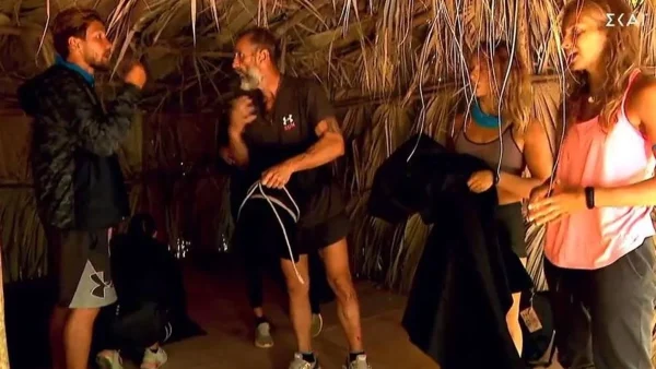 Survivor 5: «Ανέφερα το όνομά σου παλικάρι μου;» - Απίστευτος καυγάς στην καλύβα ανάμεσα σε Τάκη και Τάλα