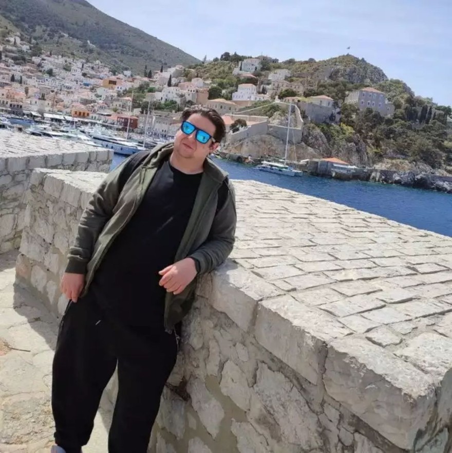 Θάνος Μπίρκος