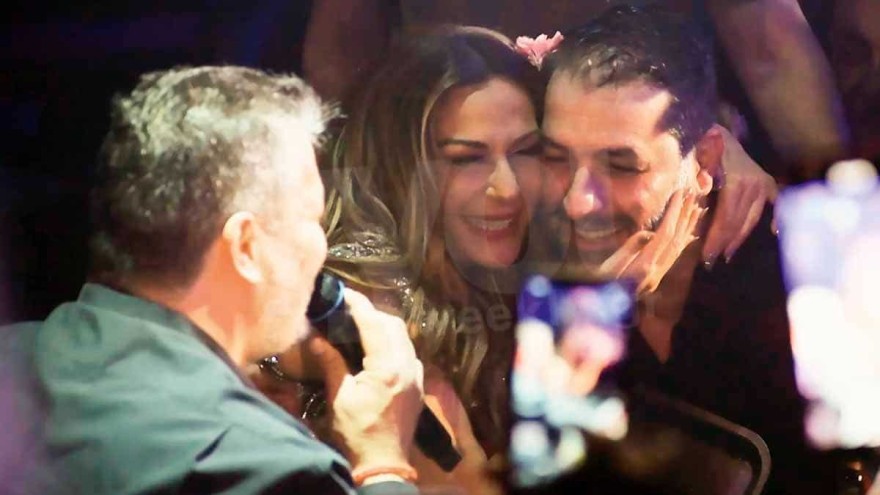 Βανδή Μπισμπίκης καυτά φιλιά περιοδικό you