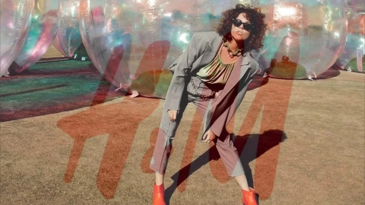 Κοστίζει 5 ευρώ και το φοράς παντού - Ξεπουλάει στο λεπτό αυτό το ροζ φόρεμα από τα H&M