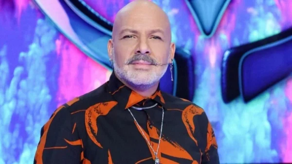 "Είμαι ο Νικόλαος και είμαι..." - Συγκίνηση με την πρώτη ανάρτηση του Μουτσινά μετά το coming out