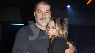 Με σορτσάκι που κόβει την ανάσα - Η εκρηκτική εμφάνιση της Βανδή στην τελευταία παράσταση του Μπισμπίκη