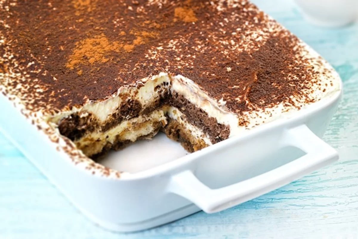 Για τους λάτρεις του καφέ - Παγωμένο τιραμισού που "λιώνει" στο στόμα