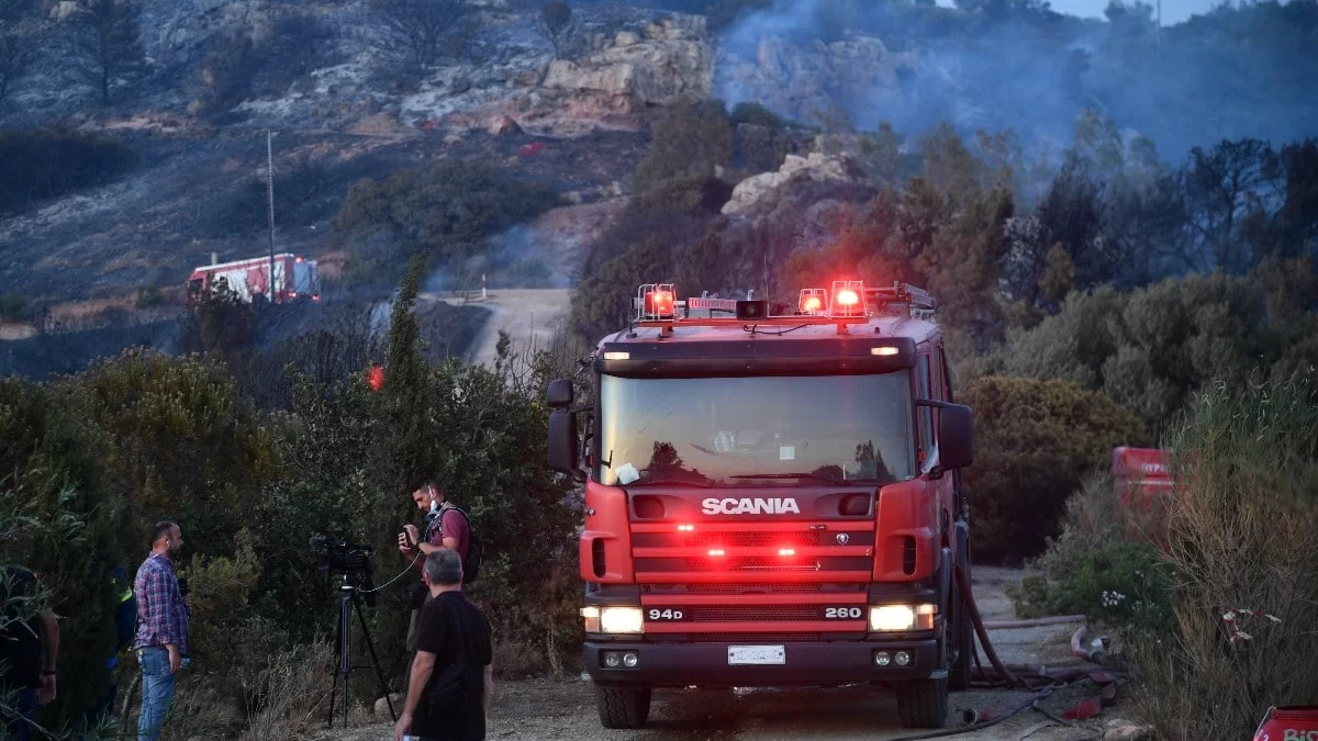 Φωτιά τώρα στον Ασπρόπυργο Αττικής