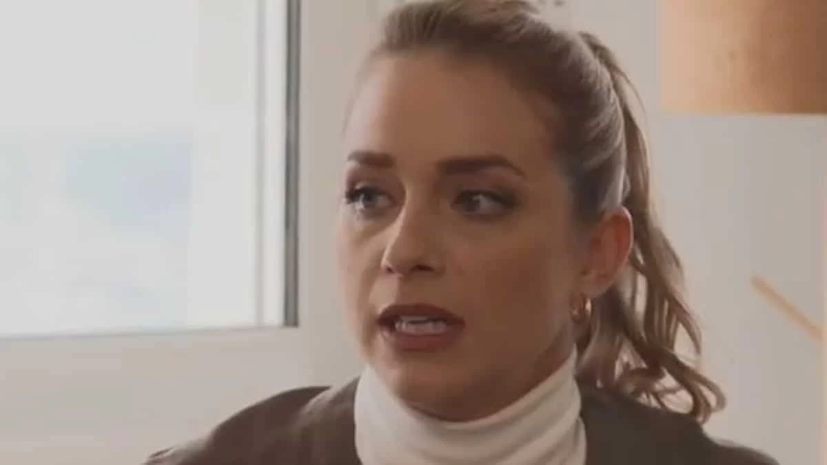 Τρία Μίλια: Ο Μιχάλης ανησυχεί για την Φωτεινή την ώρα που εκείνη βρίσκεται...