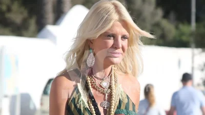 Με διαφορετικά μαλλιά και πιο μικρά χείλη - Φωτογραφία της Μαρίνας Πατούλη από όταν ήταν δασκάλα