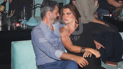 Ασυγκράτητη με τον σύντροφό της η Νίνα Λοτσάρη - Τράβηξαν όλα τα βλέμματα στην τελευταία βραδινή έξοδό τους