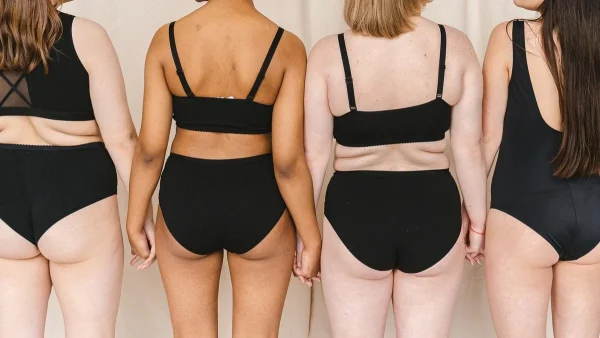 Σπυράκια στους γλουτούς: Βάλε μαγειρική σόδα με... - Πώς θα φύγουν για να φορέσεις άνετη το μαγιό σου