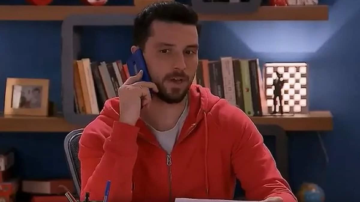 Μην αρχίζεις τη Μουρμούρα: Ο Άγγελος προσπαθεί πάση θυσία να ξανακερδίσει τη Βέλη