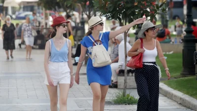 Καιρός Αγίου Πνεύματος 2022: Oι πρώτες προβλέψεις και η αγωνία των εκδρομέων