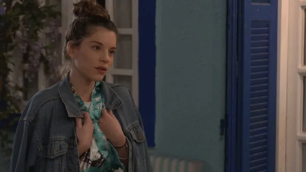 Τρία Μίλια: Η Λίζα καταρρέει μέσα στο μαγαζί της