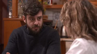 Τρία Μίλια: Ο Ευθύμης θα "σπάσει" την σιωπή του και θα αποκαλύψει στην Φωτεινή το ένοχο παρελθόν του