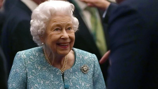 ''Απίστευτο'' μουρμούραγε: H μεγάλη συγκίνηση που έζησε η βασίλισσα Ελισάβετ