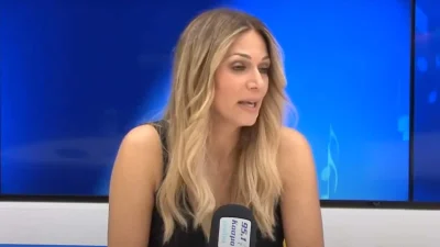 «Τα παλιά τα...» - Η Έλλη Κοκκίνου απαντά για την κόντρα της με την Καίτη Γαρμπή 25 χρόνια μετά