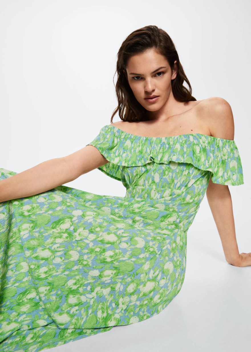 Πράσινο φόρεμα από τα Mango 