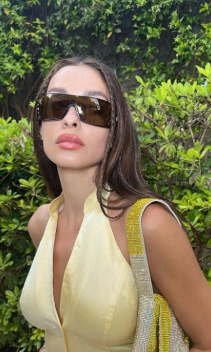 Η Ελένη Φουρέιρα μιλά έξω από τα δόντια για τη μουσική βιομηχανία