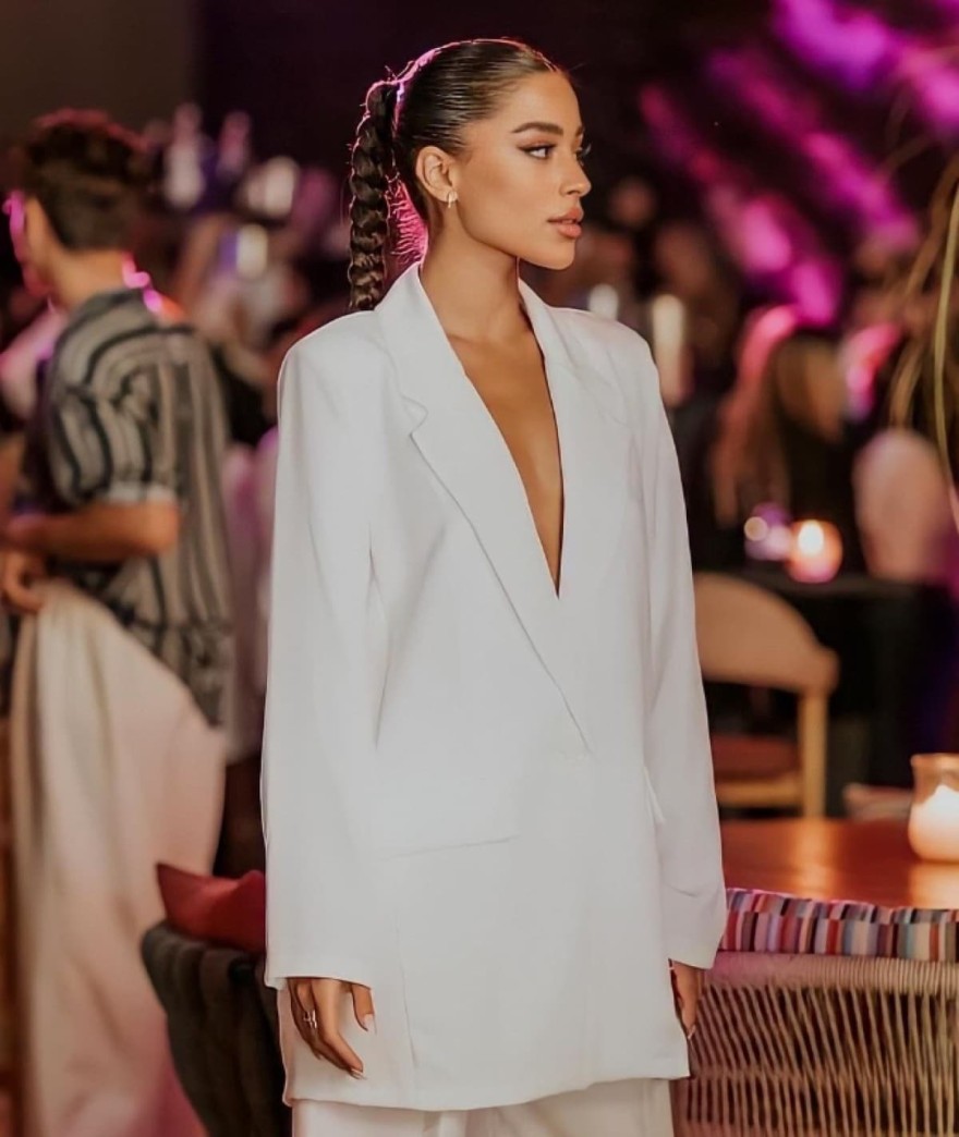 Snik Γιώτα Ιωαννίδου σύντροφος