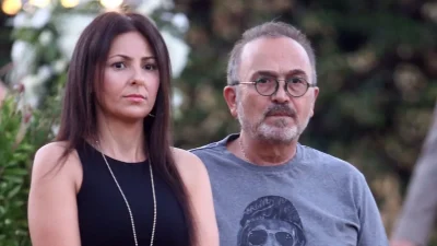 Δύσκολες ώρες για τον Σταμάτη Γονίδη - Εγκατέλειψε το σπίτι του λόγω της φωτιάς