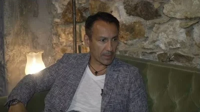 «Δεν κάνεις κάτι τόσο ακραίο να παντρευτείς για...» - Ο Ίμβριος σπάει τη "σιωπή" του για το γάμο του με τη Γερμανού