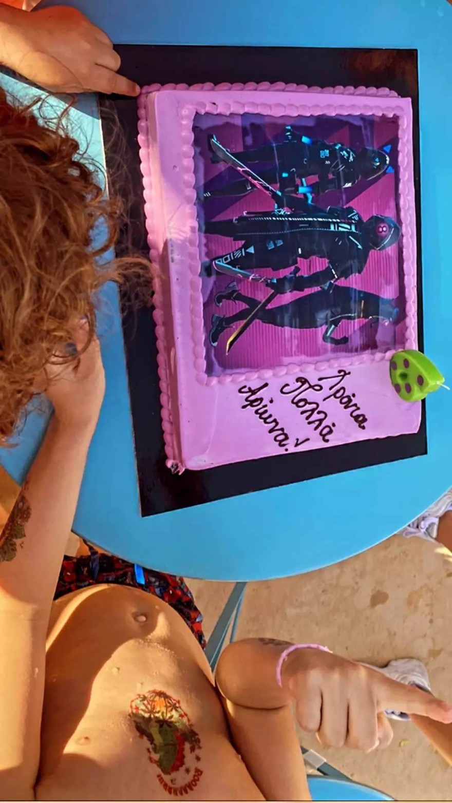 τουρτα γενεθλίων μικρου γιου Καραβάτου