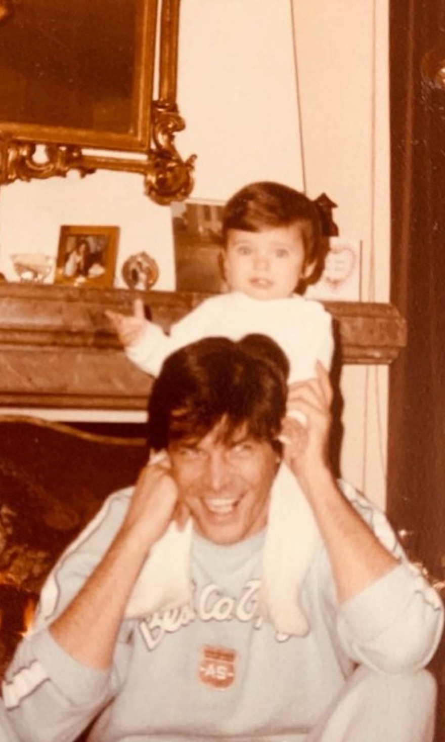 Η συγκινητική ανάρτηση της Καινούργιου για τη γιορτή του πατέρα