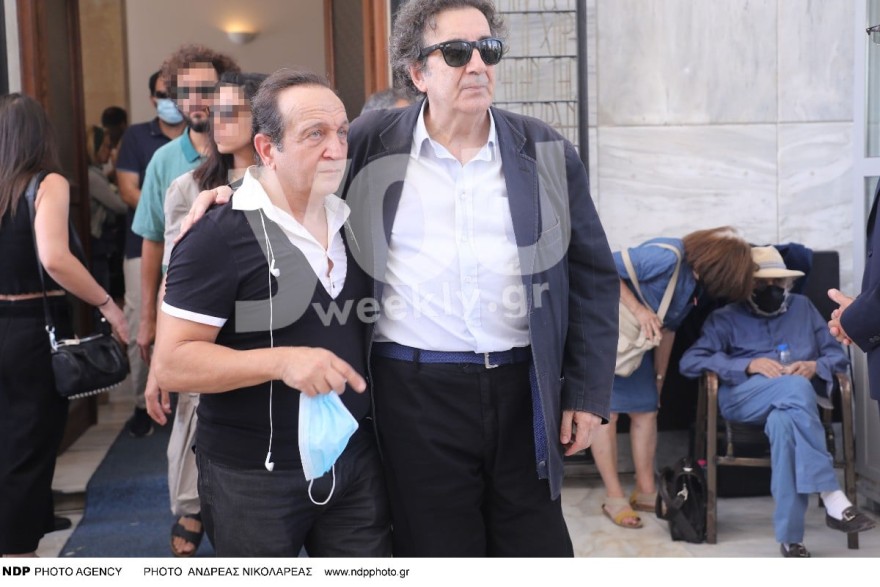 Φωτογραφίες από την κηδεία του Κωνσταντίνου Τζούμα 2