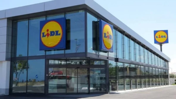 Σας αφορά όλους: Χαμός στους διαδρόμους των Lidl - Ανακοινώθηκε πως...