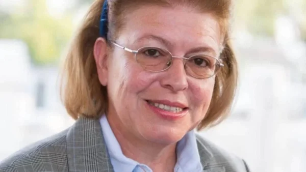 Θετική στον κορωνοϊό η Λίνα Μενδώνη