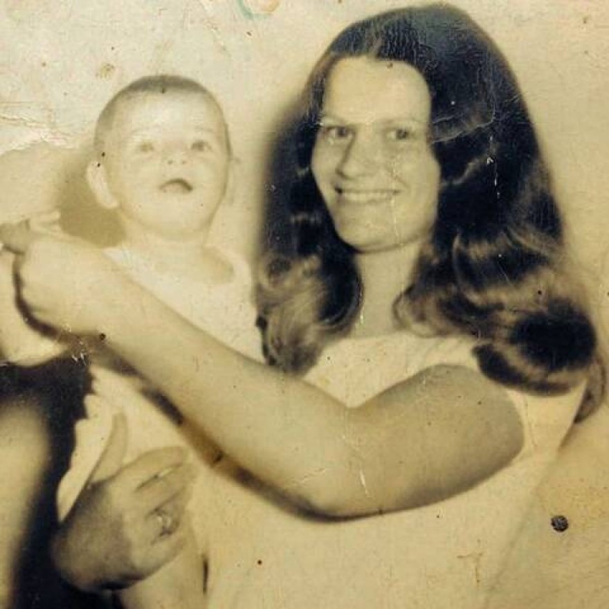 Μαμά Σάκη Ρουβά