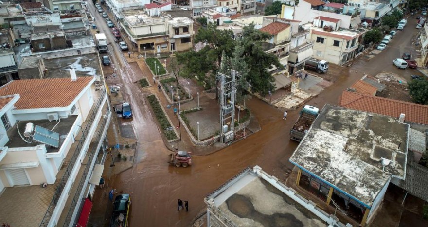 Εικόνες από τις τραγικές καταστροφές στη Μάνδρα