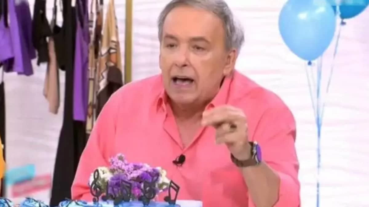 Με αυτό το τρικ έβγαλε 50.000 σε ένα λεπτό.: Η on-air αποκάλυψη Μικρούτσικου για τον Τράγκα που ''έβαλε φωτιά'' στο πλατό