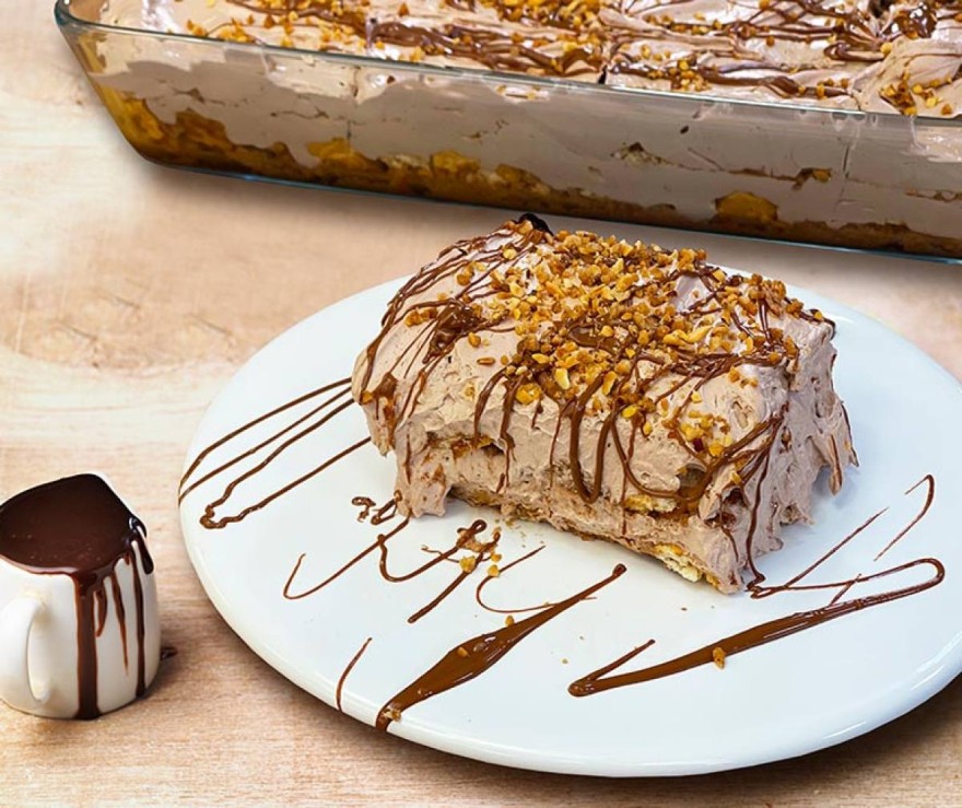 Γλυκό ψυγείου με μπισκότα 