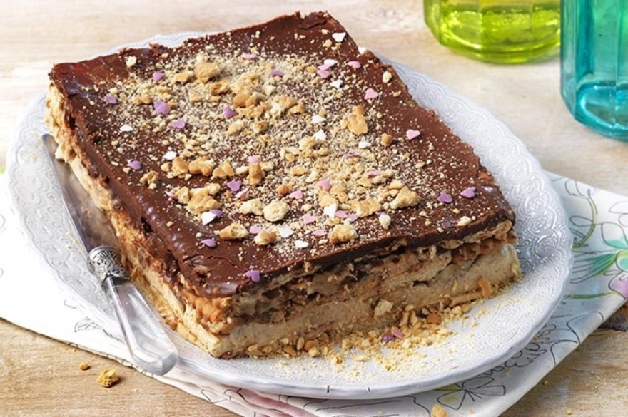 Μπισκοτογλυκό ψυγείο από την Αργυρώ Μπαρμπαρίγου