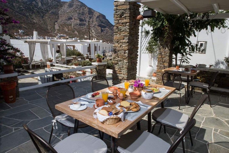 Το ξενοδοχείο Nymfes