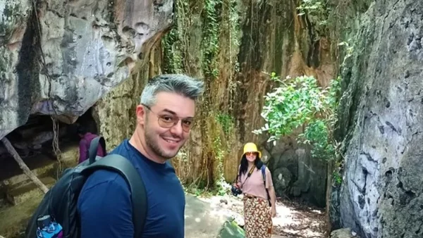 Χαρές για τον Πέτρο Πολυχρονίδη - Γιόρτασε τα γενέθλια του στην Ασία