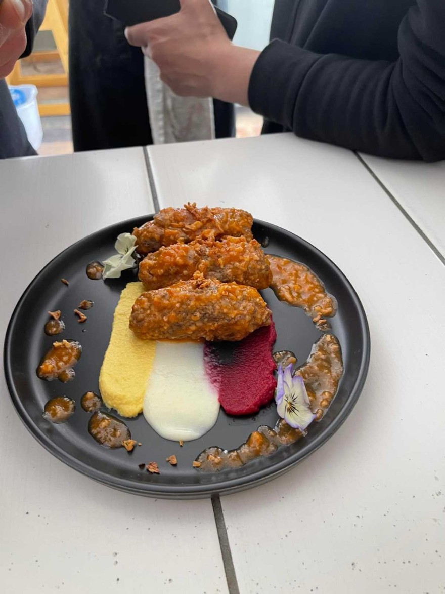 Remvi Restaurant σαντορίνη