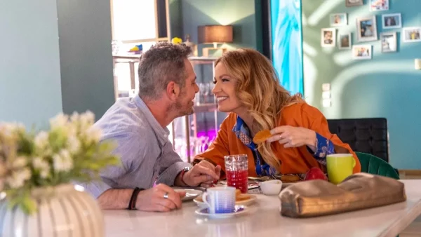 Άσε μας ρε Μαμά: Εξελίξεις στη σχέση Ρωξάνης και Δημήτρη