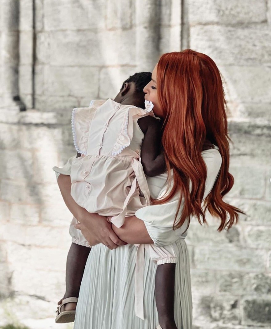 Η Σίσσυ βάφτισε την Αίντα