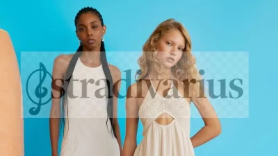 Ξεπουλάει στο λεπτό η μακριά ολόσωμη φόρμα από τα Stradivarius