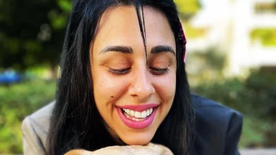 Super Κική: Αυτό είναι το φύλο του μωρού που περιμένει