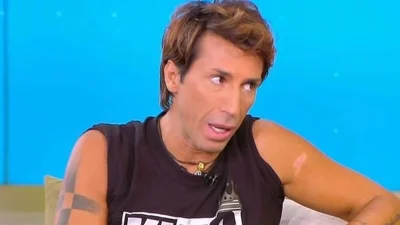 Τα πήρε ο Εμμανουήλ που τον "σύγκριναν" με την Βρισηίδα - «Ο βασιλιάς των social είμαι εγώ!»