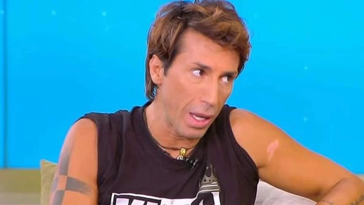 Τα πήρε ο Εμμανουήλ που τον "σύγκριναν" με την Βρισηίδα - «Ο βασιλιάς των social είμαι εγώ!»