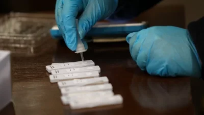 Κορωνοϊός: Ανησυχία με τα σημερινά 8/6 κρούσματα στη χώρα μας