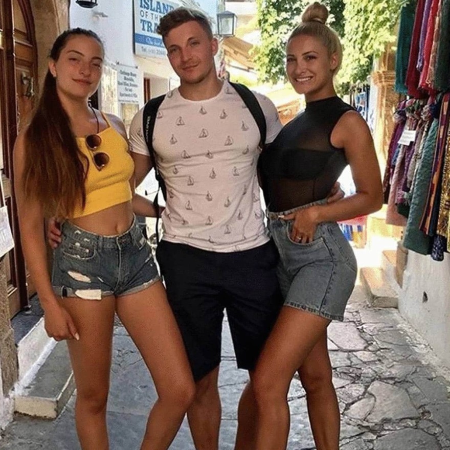 Κούκλος ο ετεροθαλής αδερφός της Τούνη από τη Σουηδία